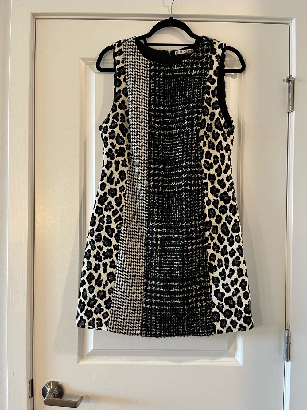 Alice + Olivia Black & White Mixed-Print Sleeveless Mini Dress
